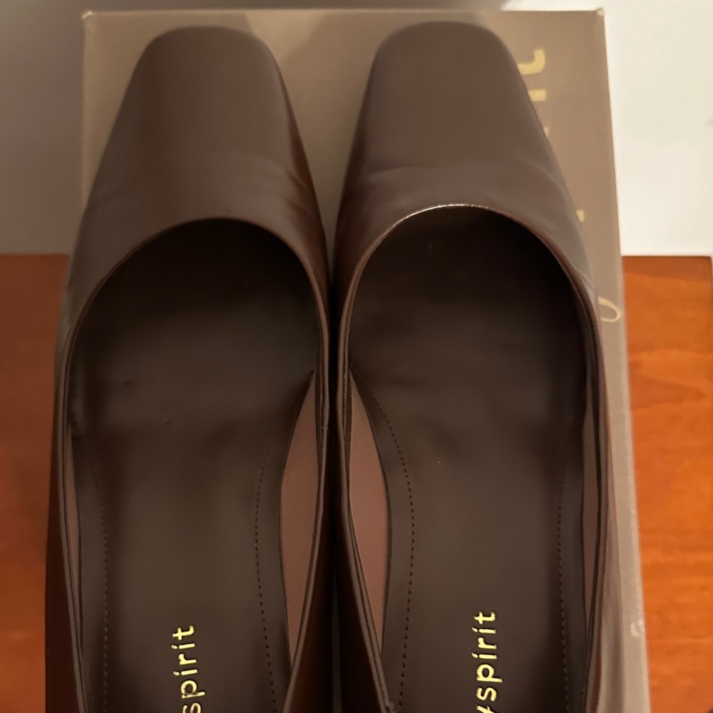 Easy Spirit Women's Elegant Brown Heels 7M